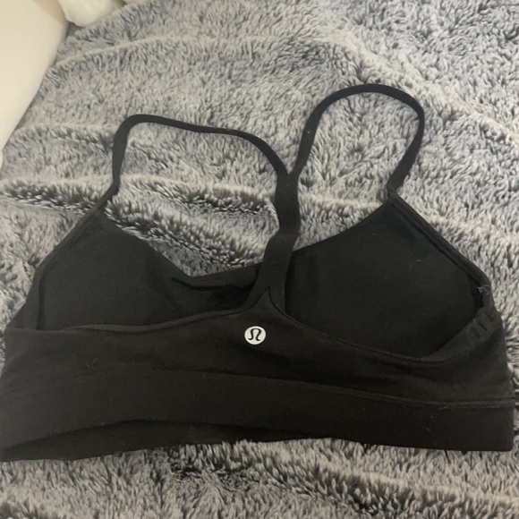 Lululemon size 8 Black Sports Bra - Picture 2 of 2